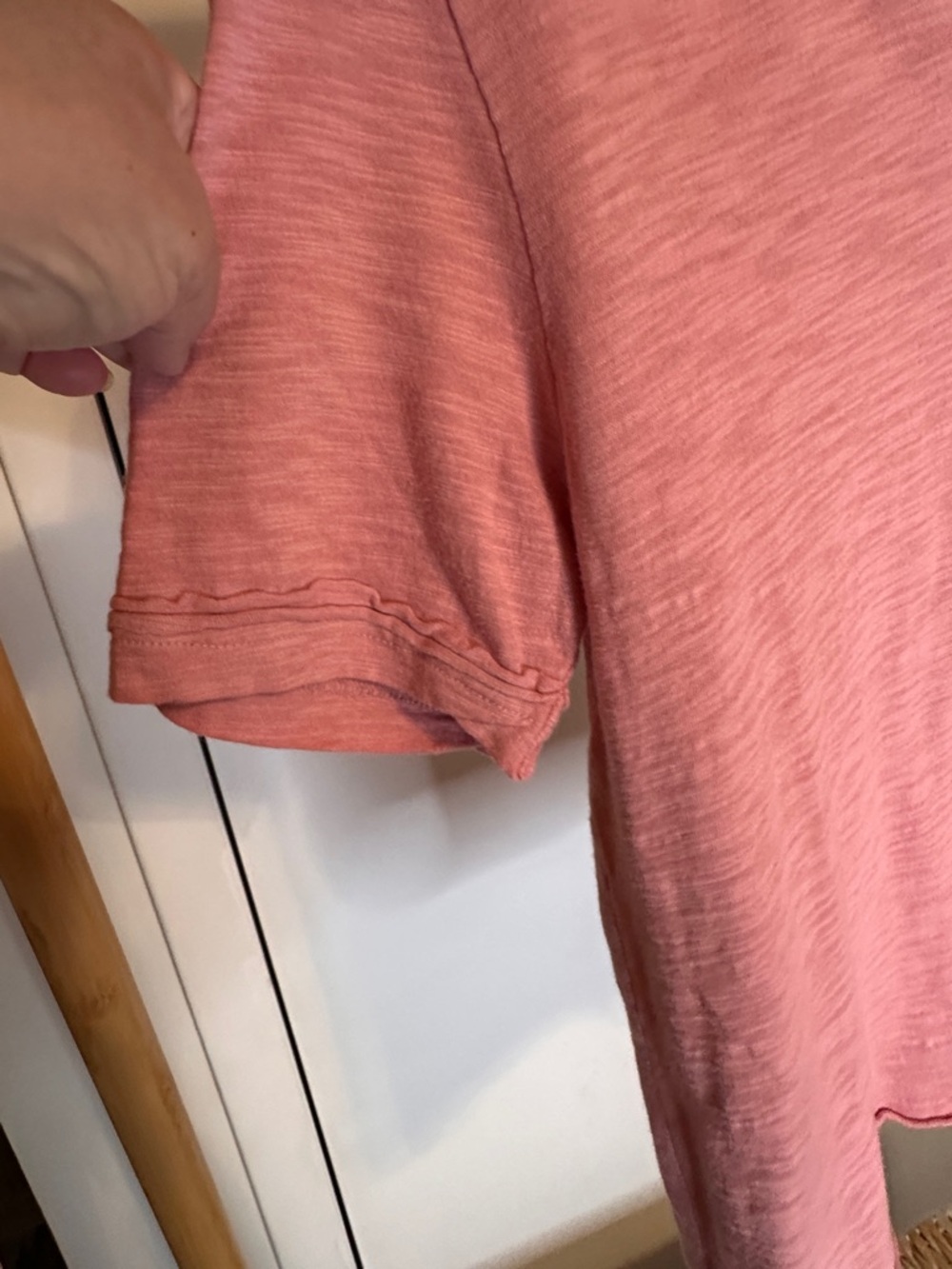 Relaxed V-Neck Short Sleeve Pocket Tee in Dusty Pink - Picture 5 of 14